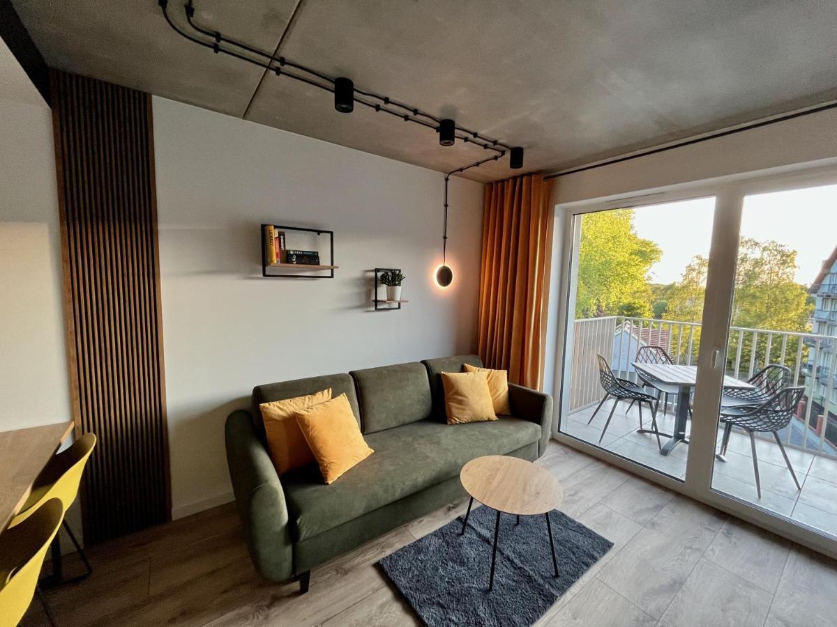 Green Port Spa Kolobrzeg Stylowy Loft- W Cenie Klimatyzacja, Baseny, 2 Jacuzzi, Sauna, Szlafroki, Bawialnia Exterior photo